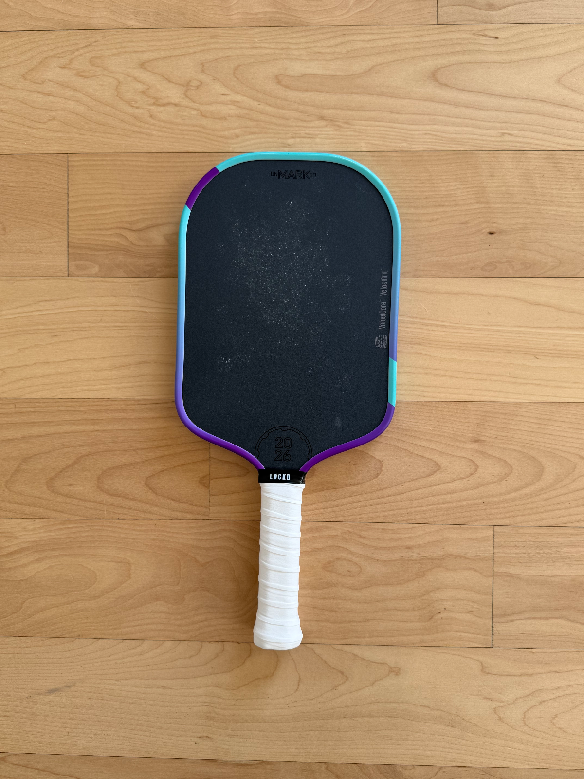 Une raquette en forme de popsicle?